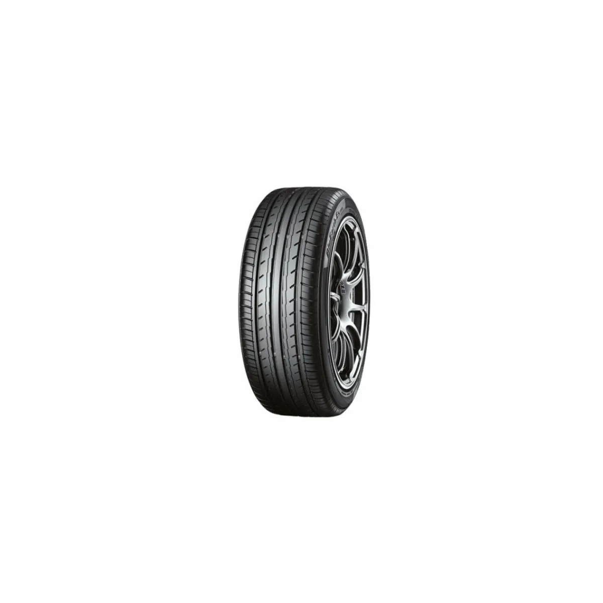 Pneu YOKOHAMA BLUEARTH ES32 215/55 R17 94V pas cher