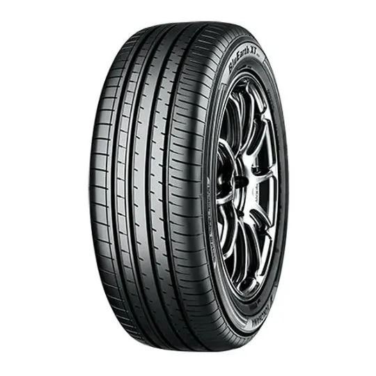 Pneu YOKOHAMA BLUEARTH-XT AE61 215/60 R17 96H pas cher
