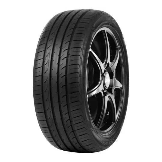 Pneu ROADHOG RGHP01 235/45 R17 97W pas cher