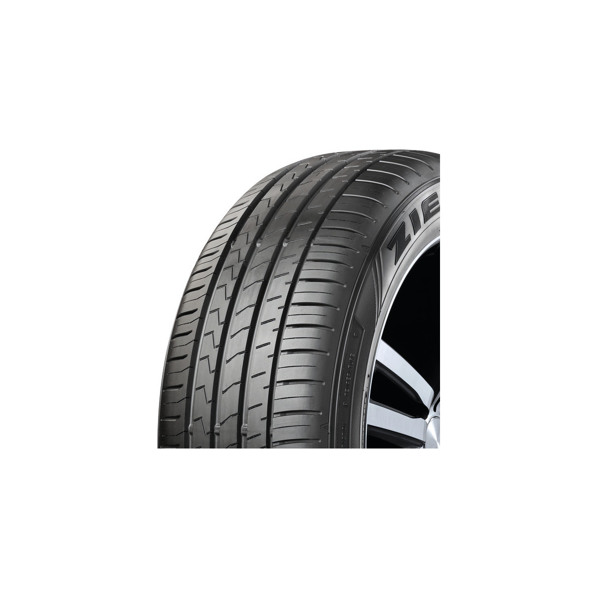 FALKEN ZIEX ZE310EC 225/60 R18 104H