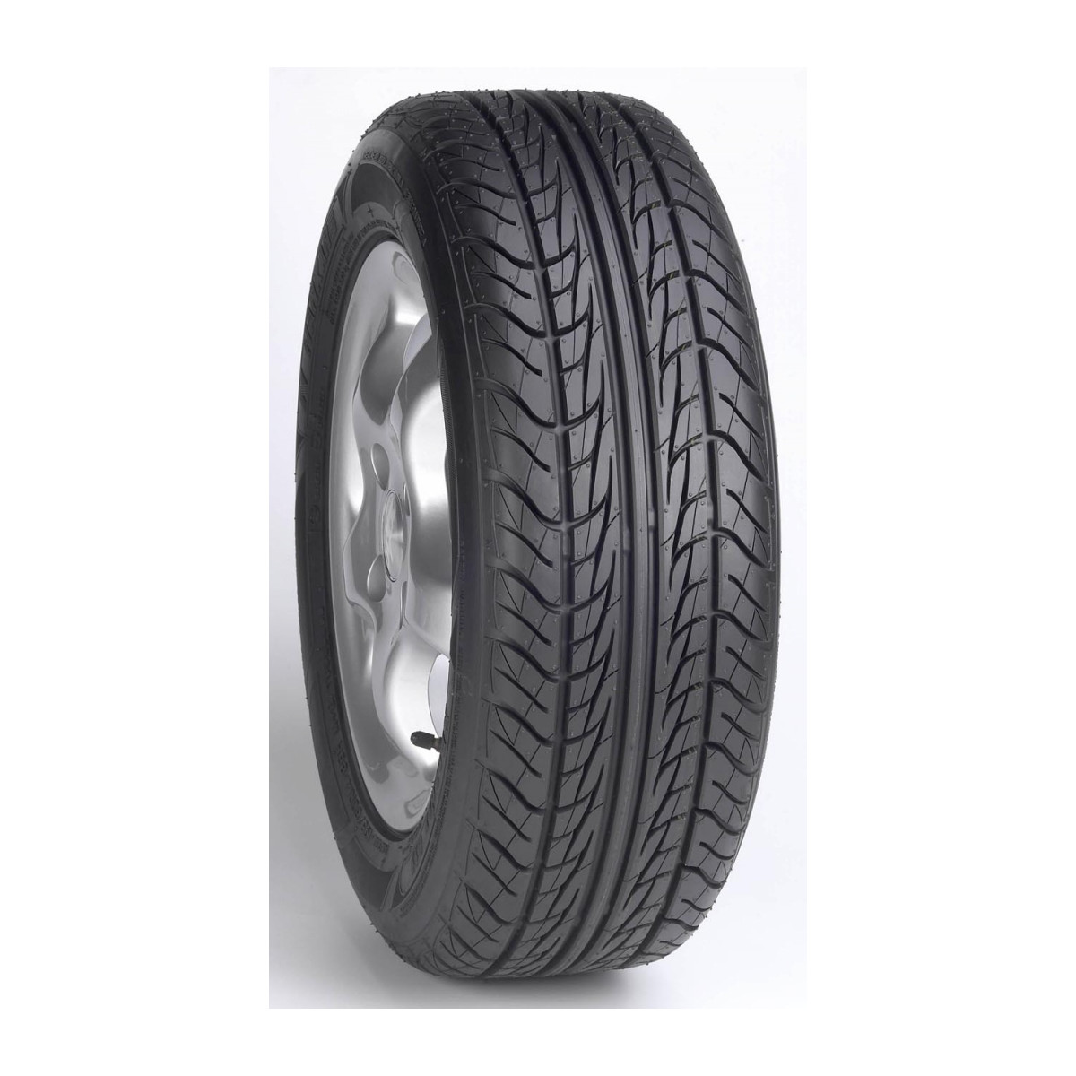 NANKANG XR611 225/50 R15 91V