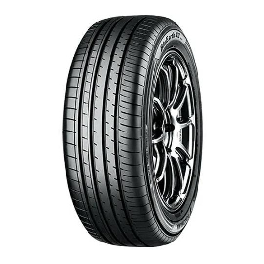 YOKOHAMA BLUEARTH XT AE61 235/55 R17 99H