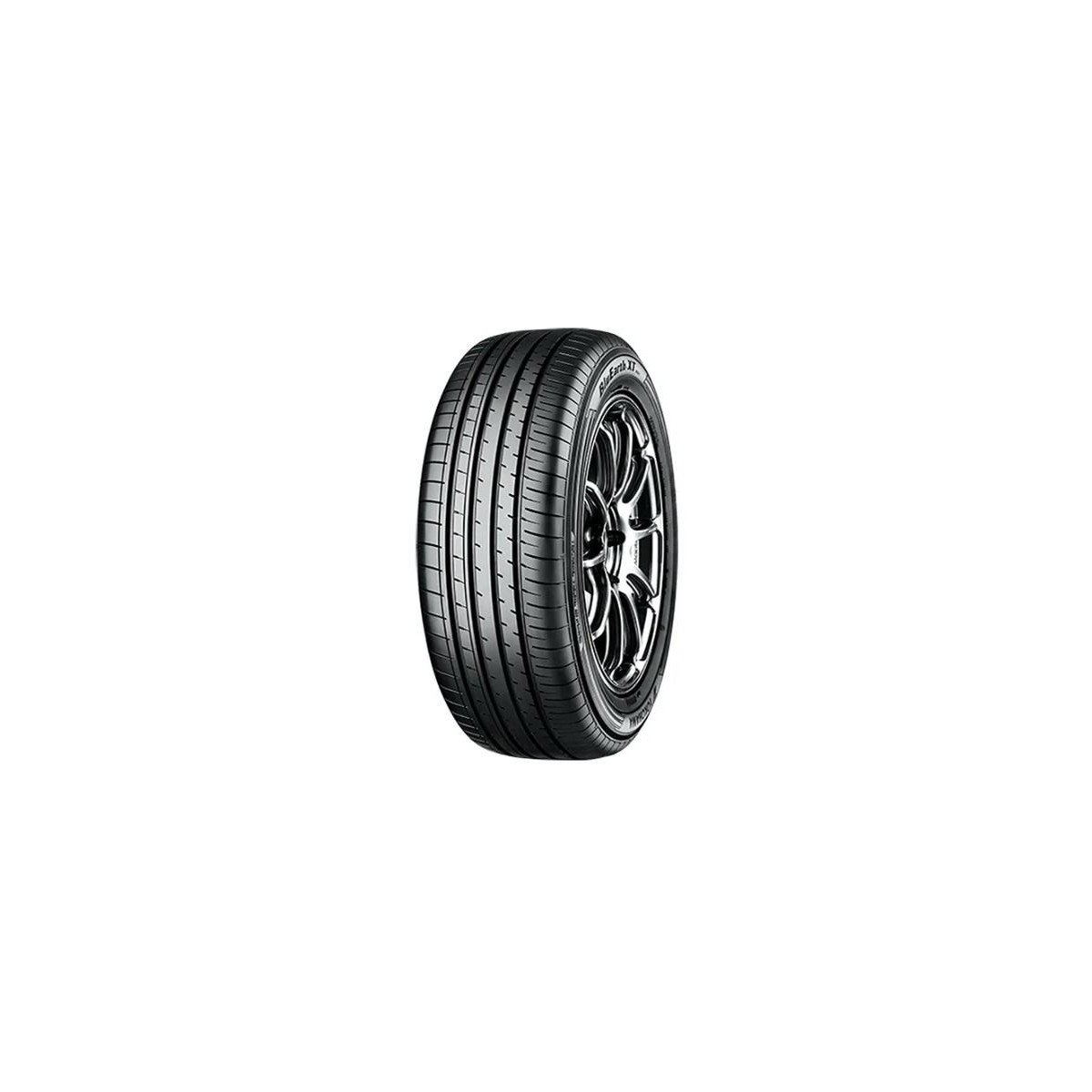 YOKOHAMA BLUEARTH XT AE61 235/55 R17 99H